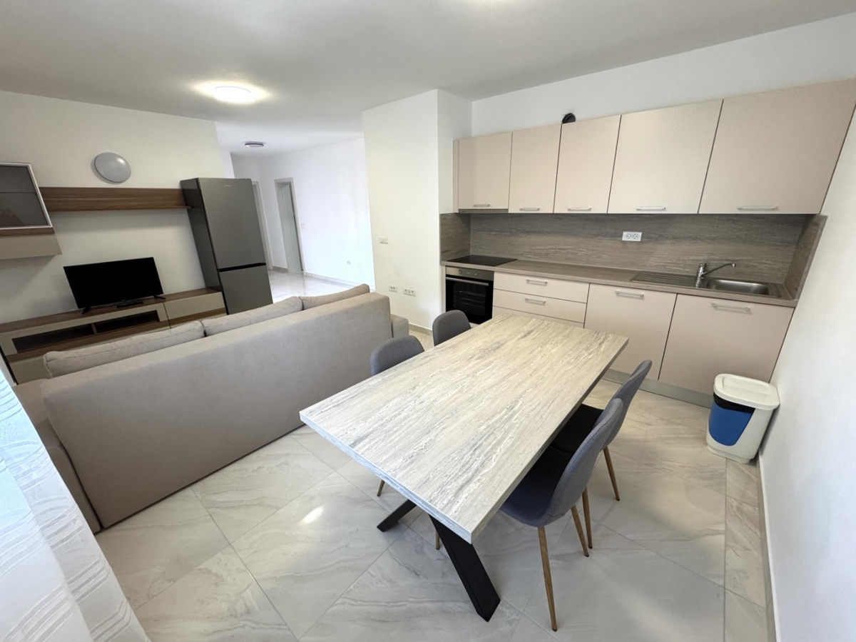 Peroj, Vodnjan, 64,17m2