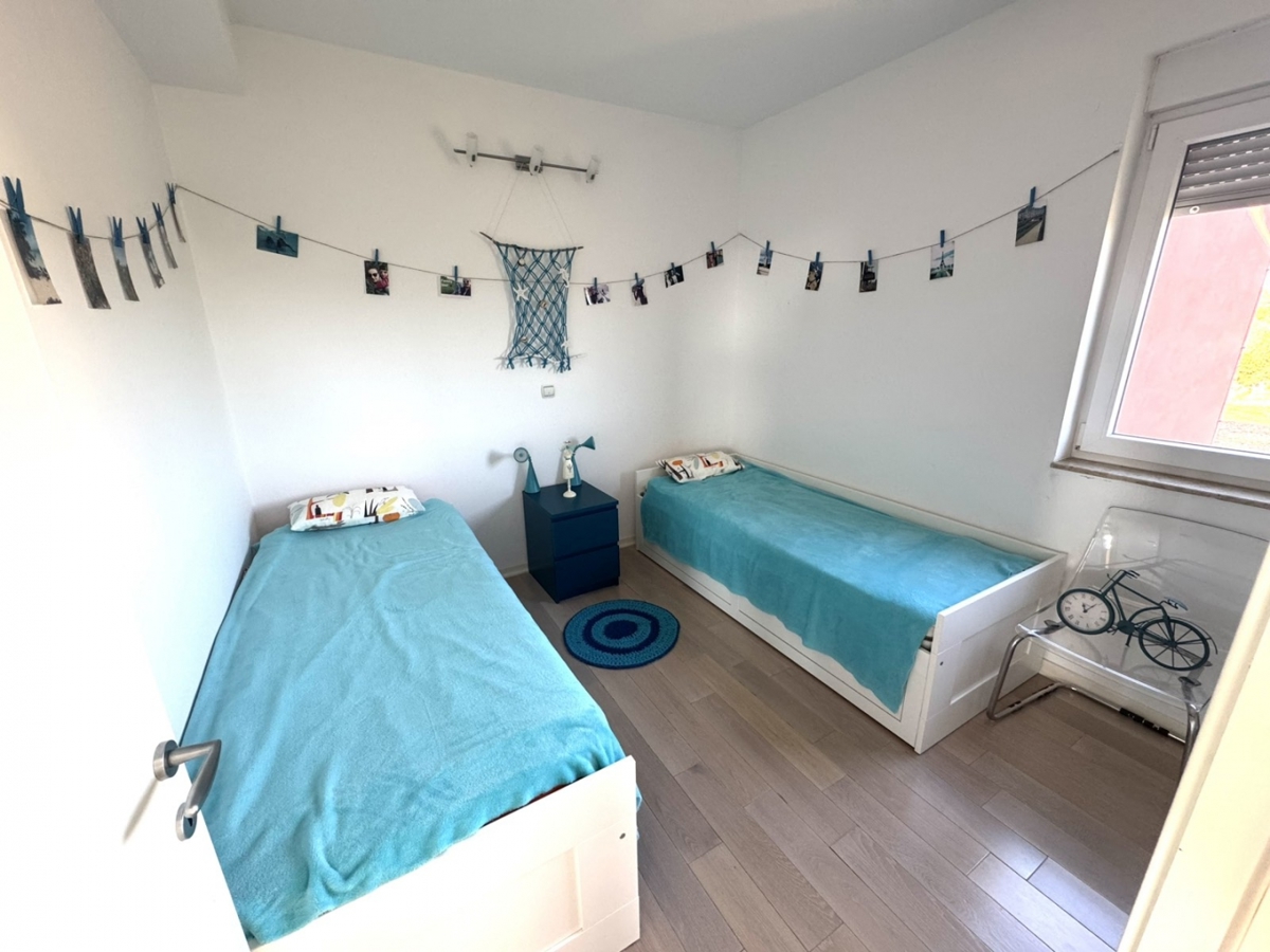 Peroj, Vodnjan, 105m2