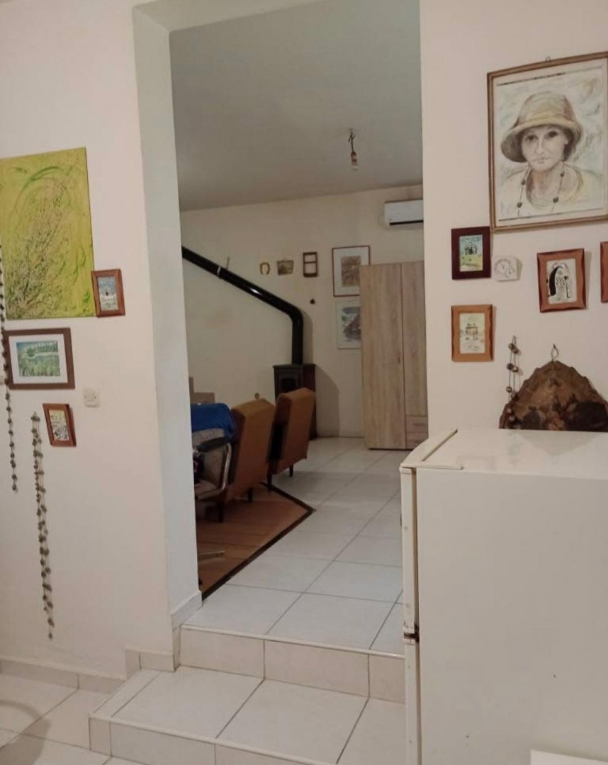 Veli vrh, Pula, 90m2