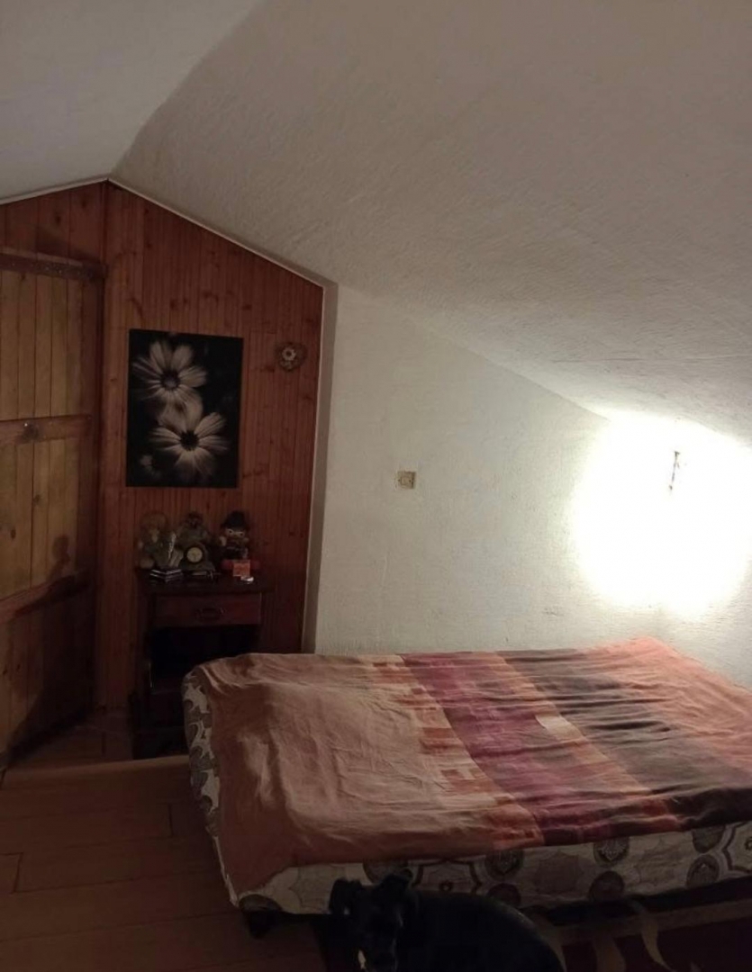 Veli vrh, Pula, 90m2