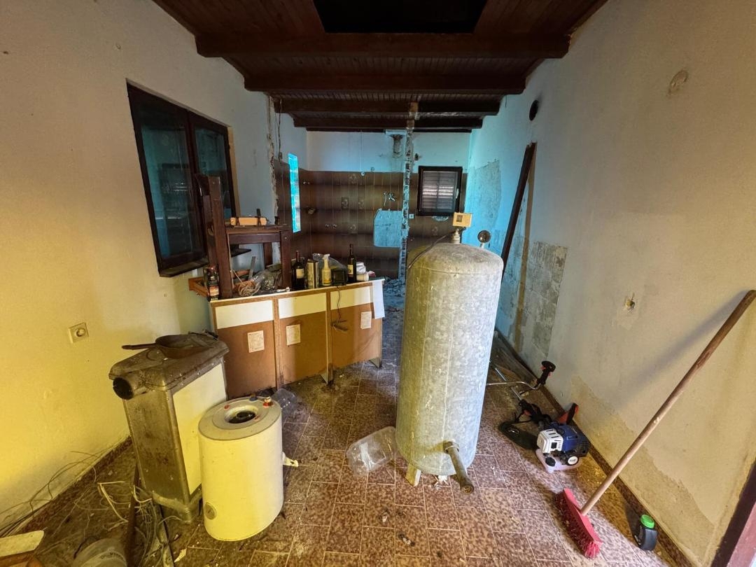 Nedešćina, Sveta Nedelja, 63m2