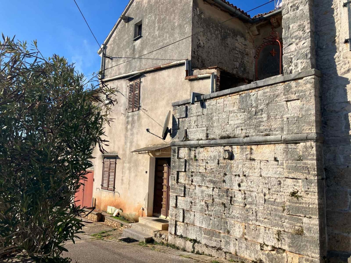 Sveti Lovreč, 285m2