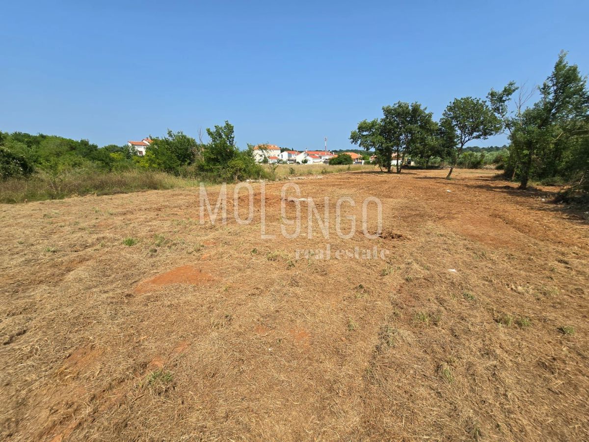 Zemljišče Medulin, 1.243m2