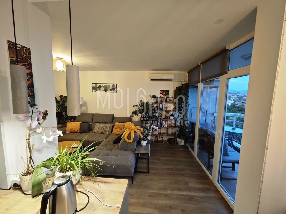 Stanovanje/apartma Pehlin, Rijeka, 69m2