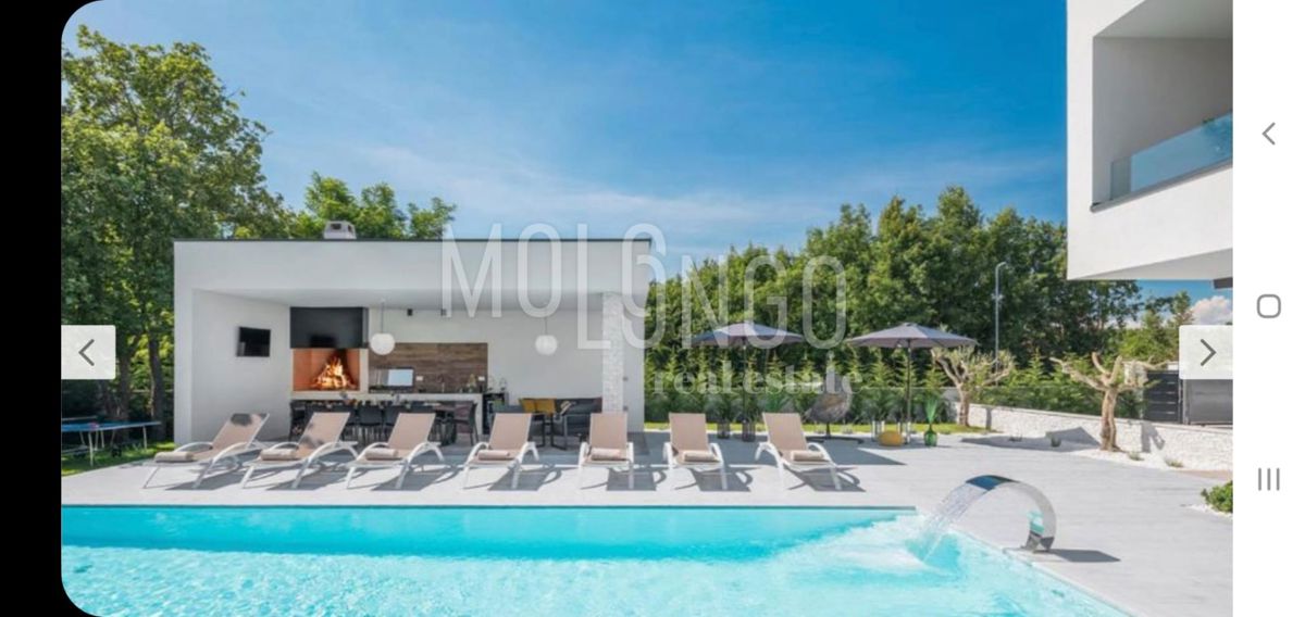 Hiša Šivati, Žminj, 237m2