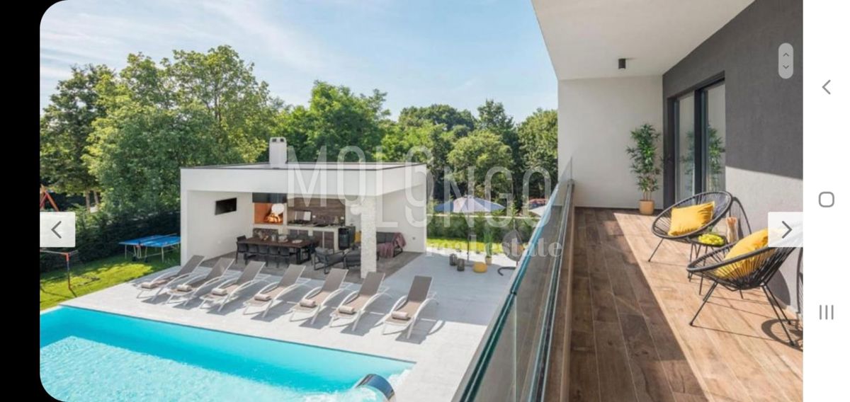 Hiša Šivati, Žminj, 237m2