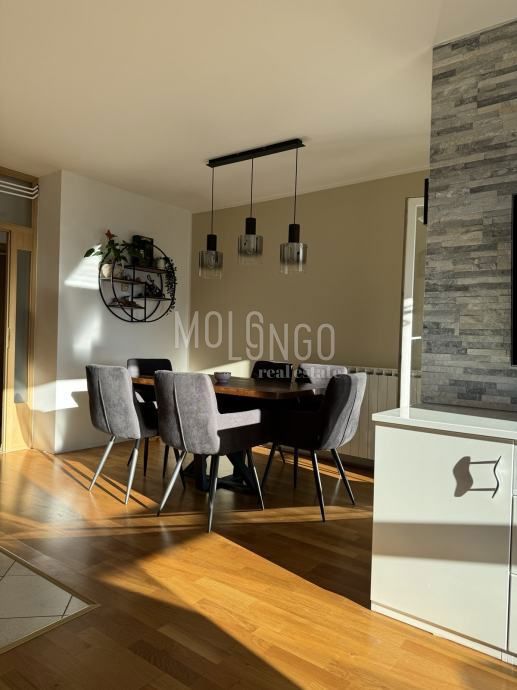 Stanovanje/apartma Kosi, Viškovo, 65m2