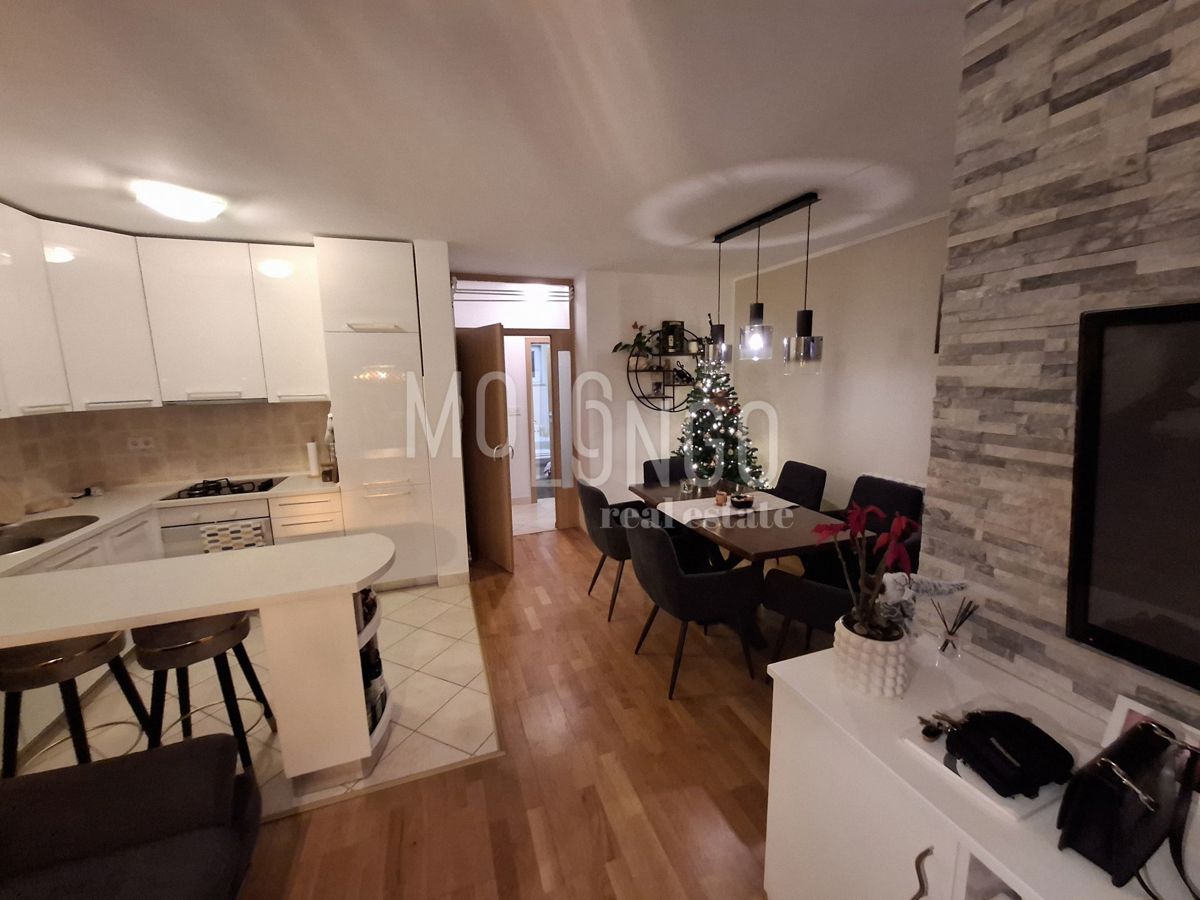 Stanovanje/apartma Kosi, Viškovo, 65m2