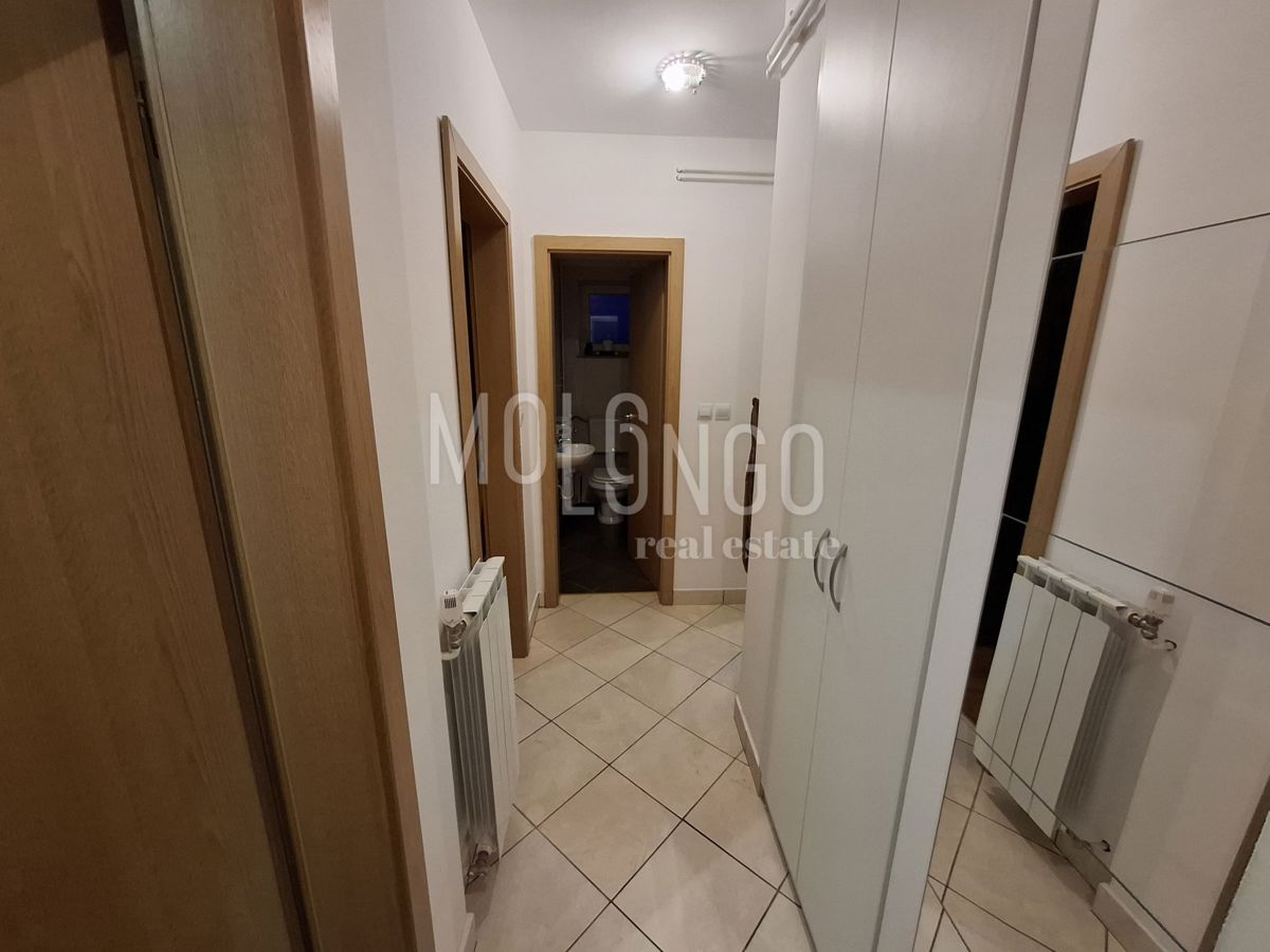 Stanovanje/apartma Kosi, Viškovo, 65m2