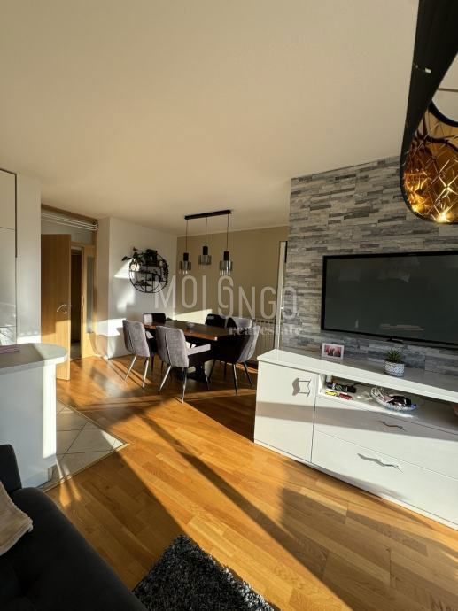 Stanovanje/apartma Kosi, Viškovo, 65m2