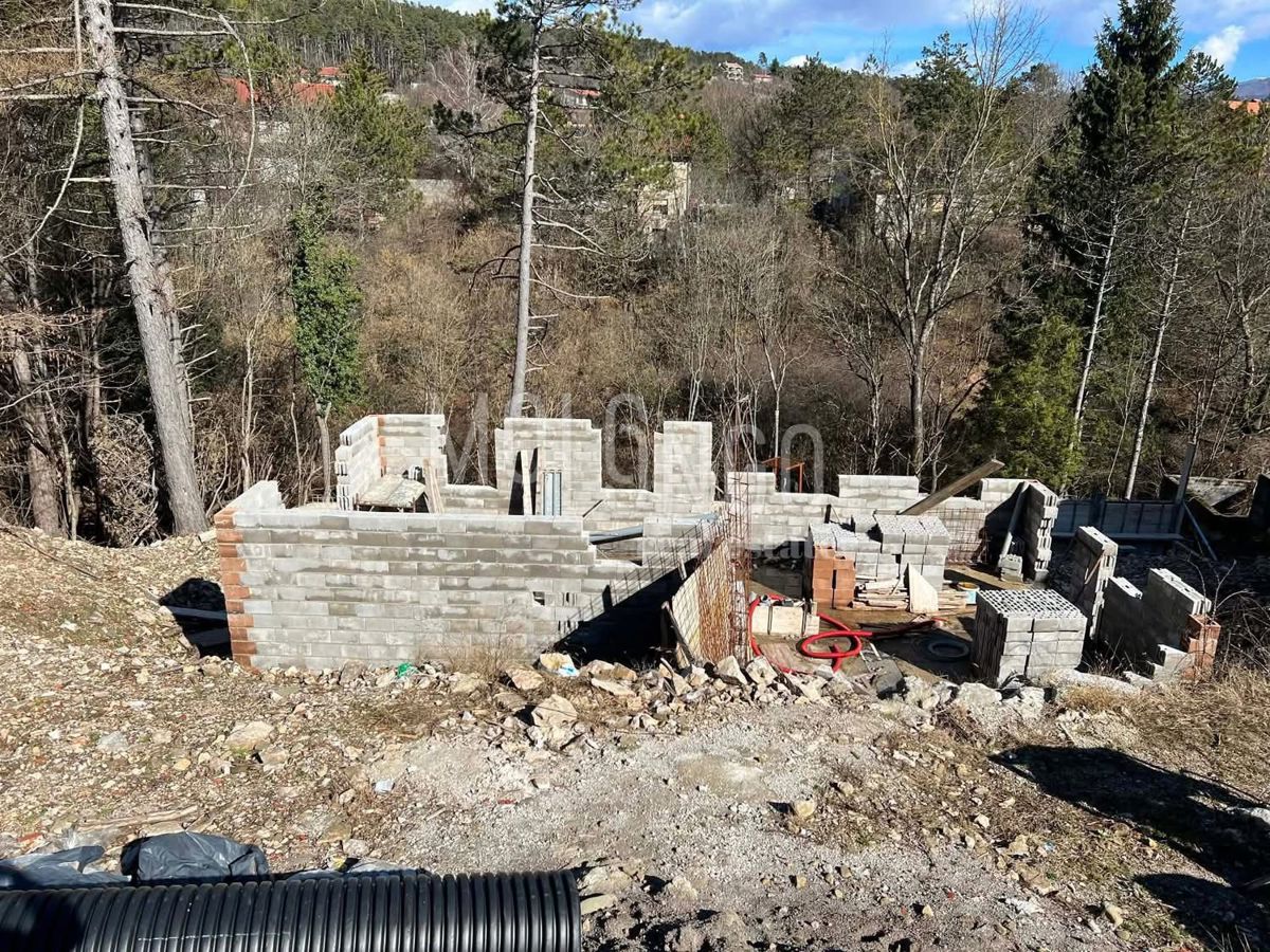 Zemljišče Klana, 843m2