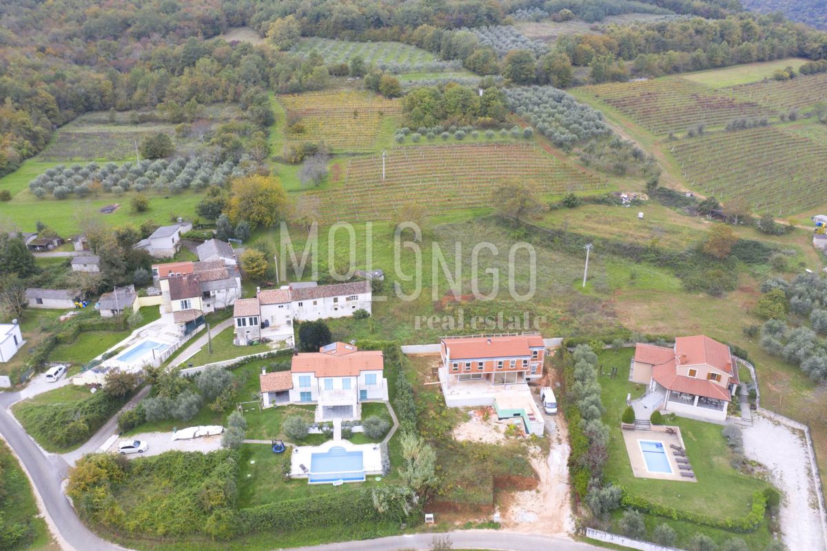 Hiša Rakotule, Karojba, 172m2