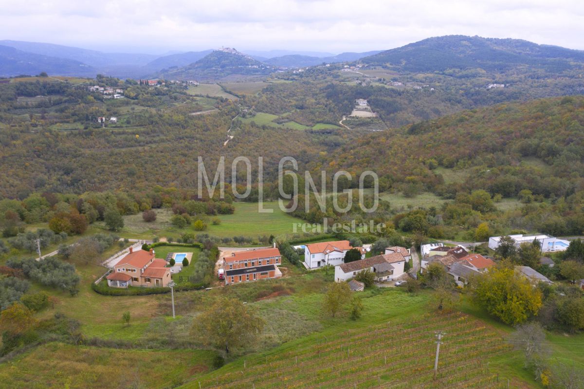 Hiša Rakotule, Karojba, 172m2