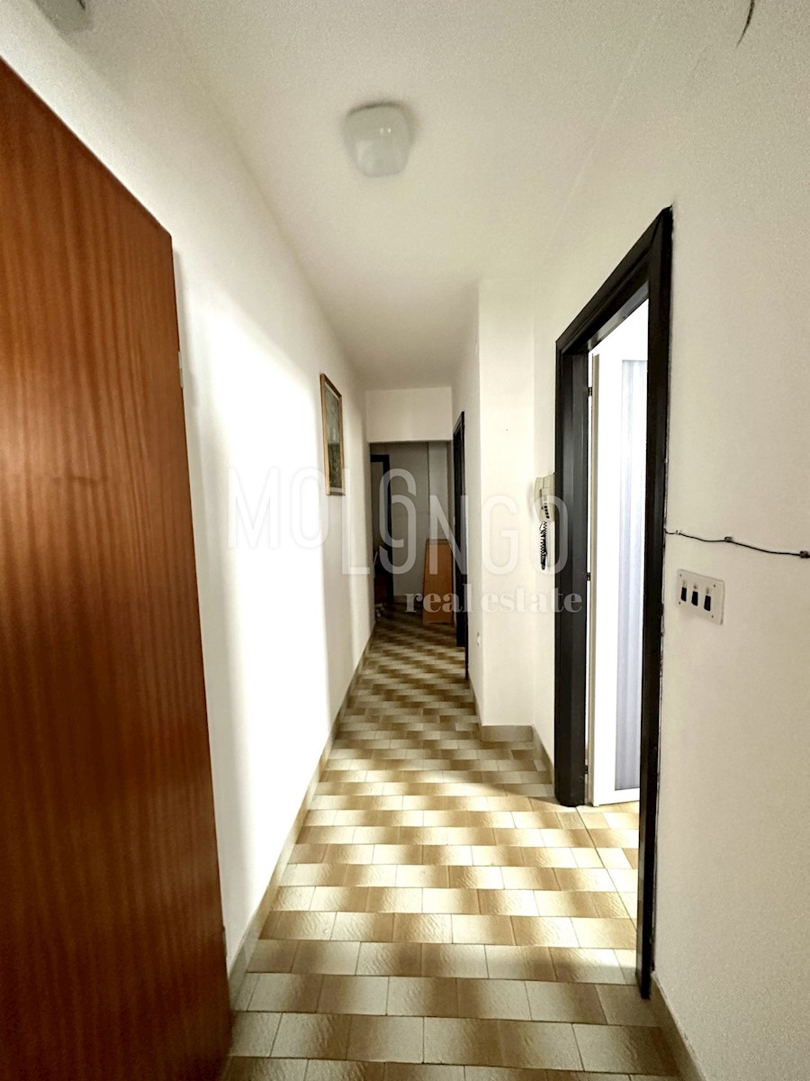 Senj, 61,65m2