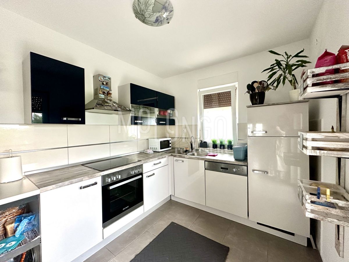 Stanovanje/apartma Viškovo, 141,89m2