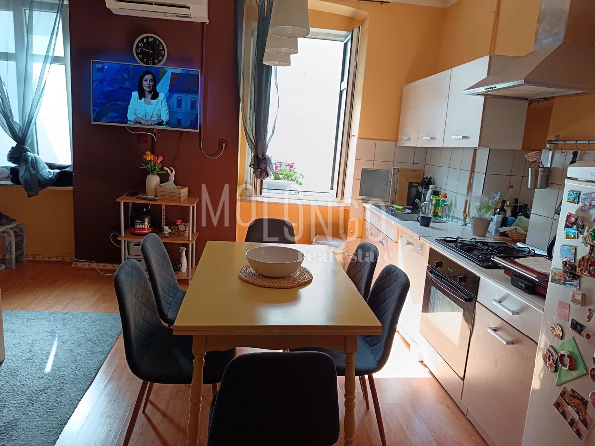 Stanovanje/apartma Centar, Rijeka, 52,58m2