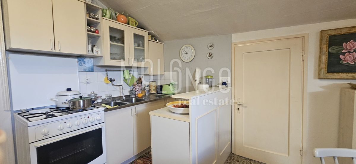 Stanovanje/apartma Centar, Pula, 68,06m2