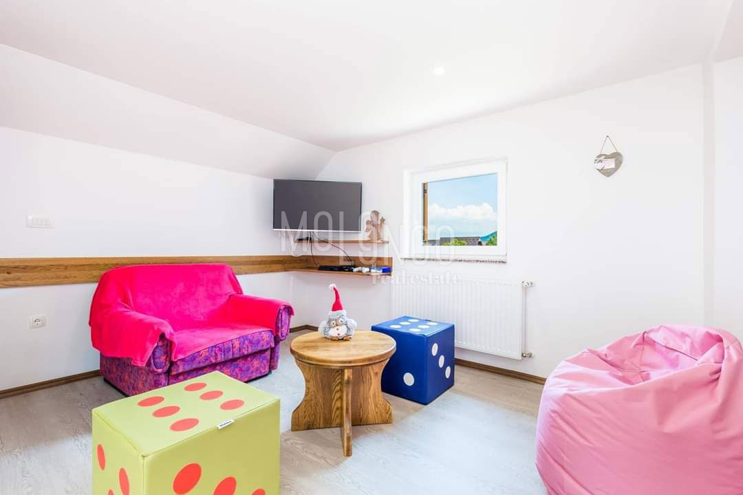 Hiša Jasenak, Ogulin, 1.500m2