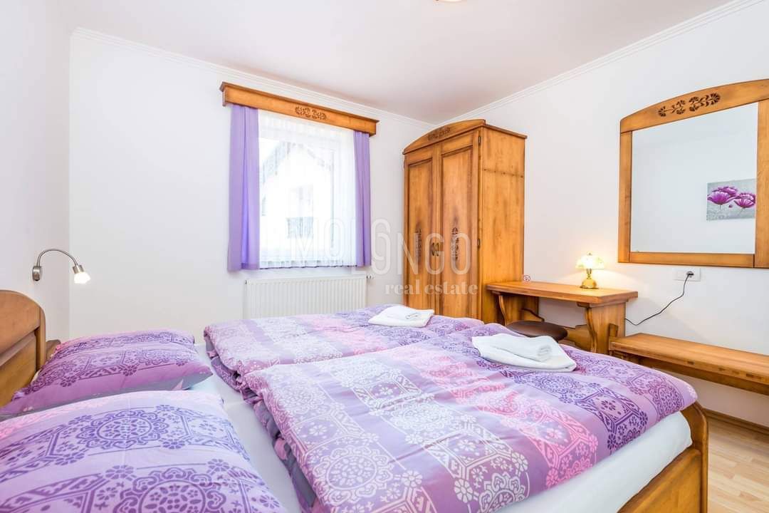 Hiša Jasenak, Ogulin, 1.500m2