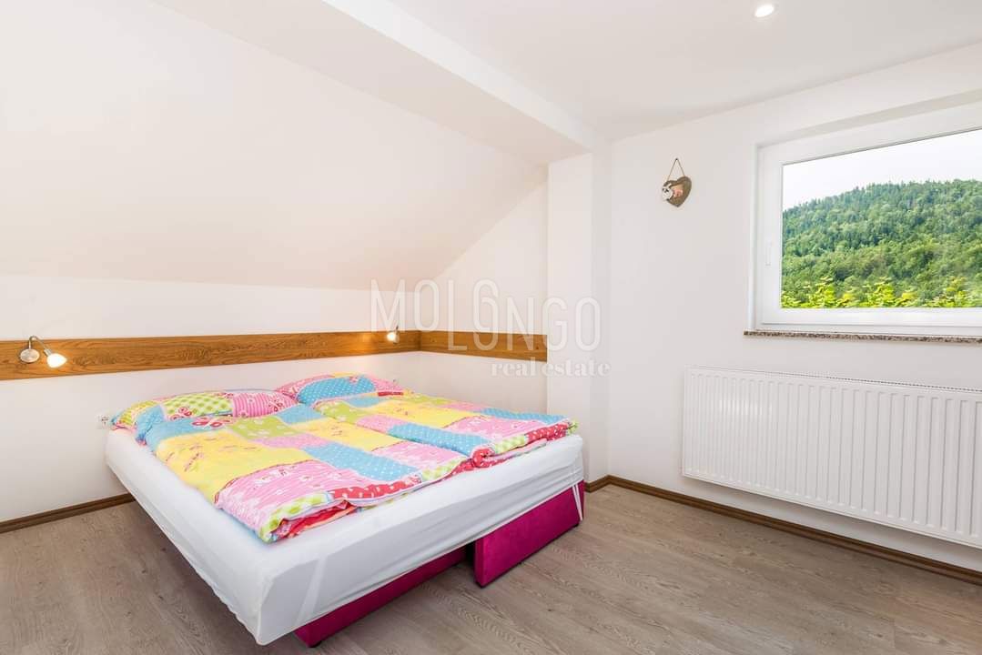 Hiša Jasenak, Ogulin, 1.500m2