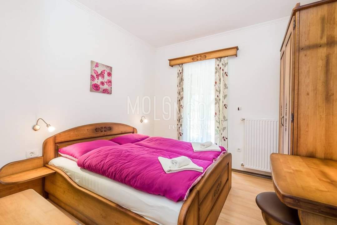 Hiša Jasenak, Ogulin, 1.500m2