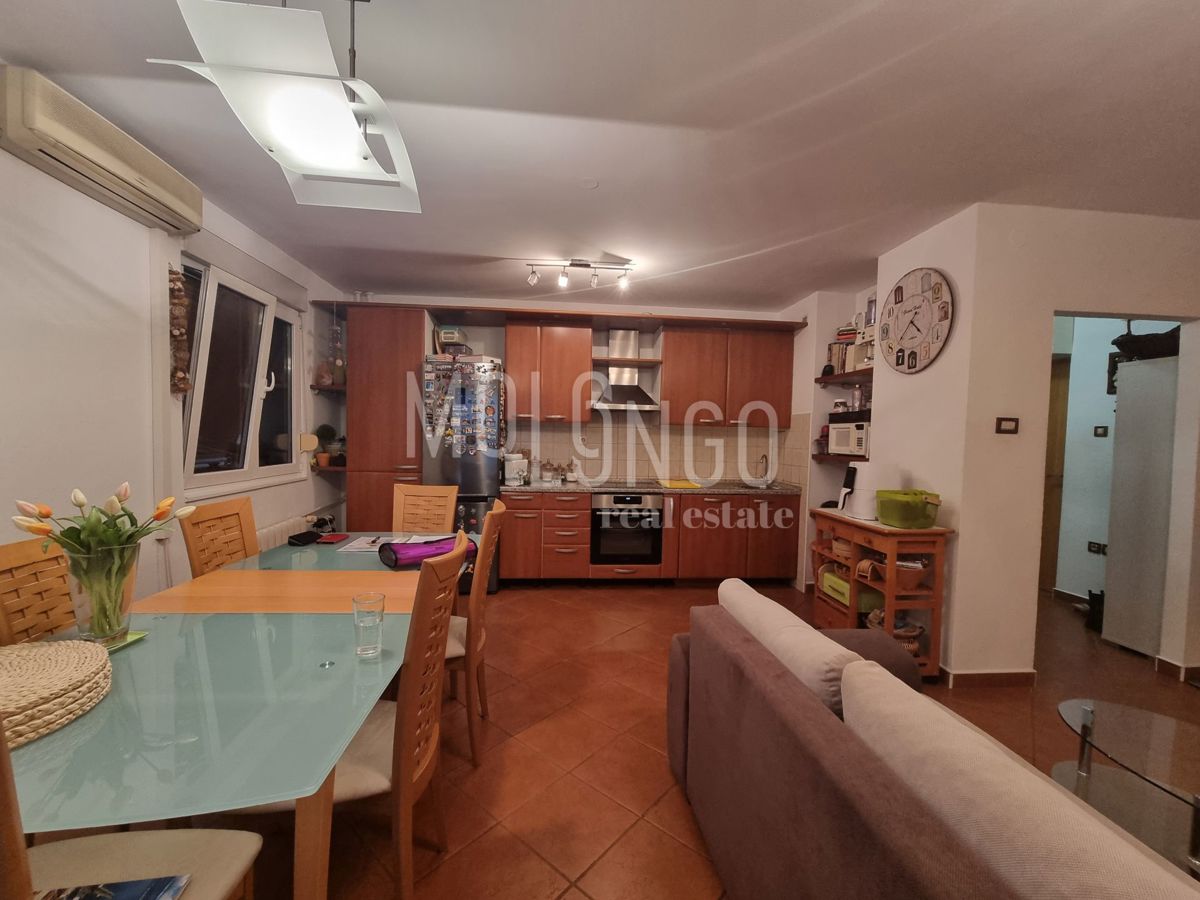 Stanovanje/apartma Gornja Vežica, Rijeka, 69m2