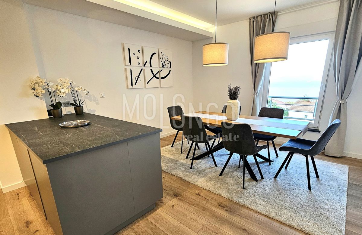 Stanovanje/apartma Ičići, Opatija - Okolica, 121,70m2