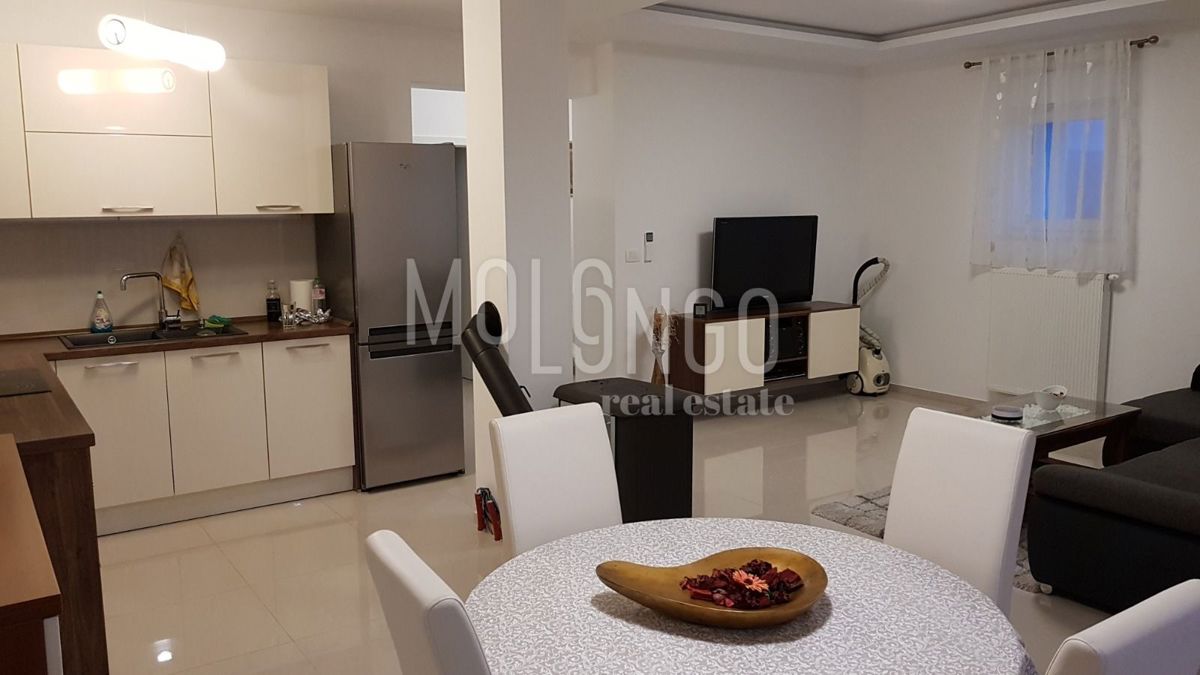 Stanovanje/apartma Buzdohanj, Čavle, 73m2