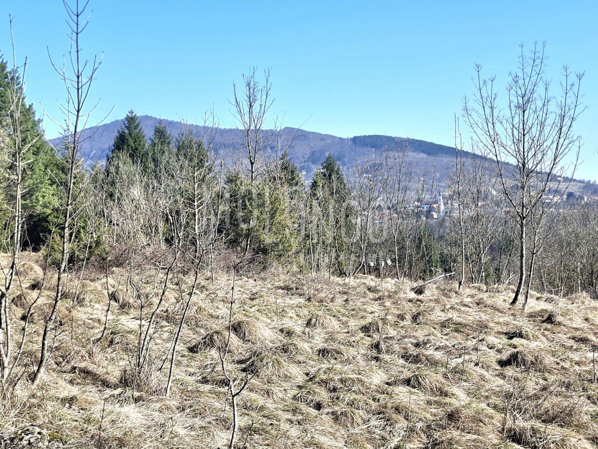 Zemljišče Vujnovići, Vrbovsko, 1.475m2