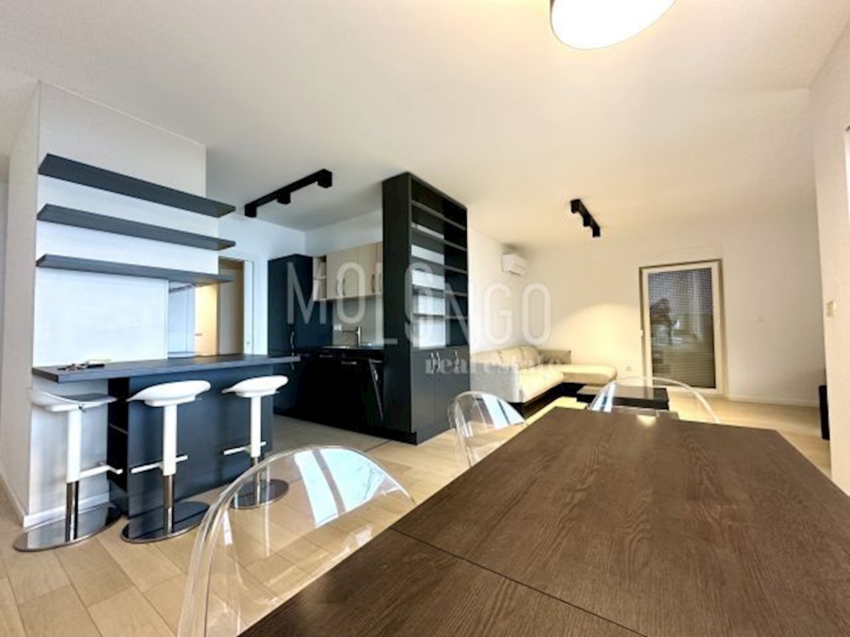 Stanovanje/apartma Kantrida, Rijeka, 123,70m2