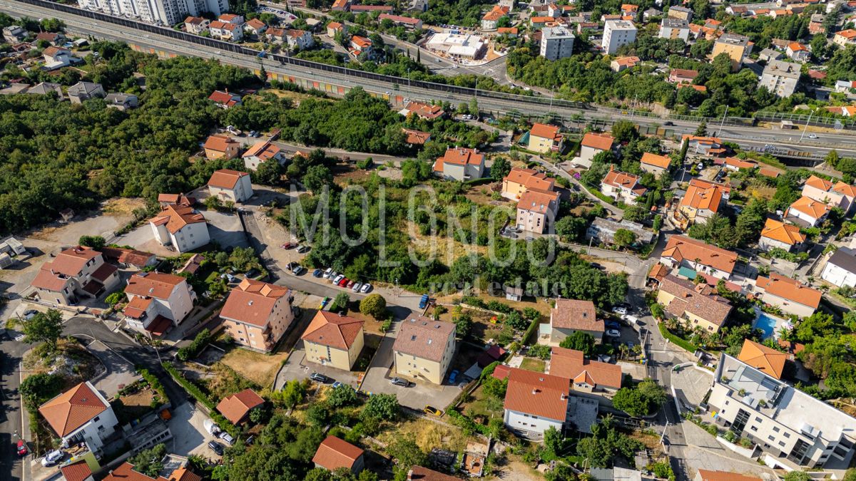 Zemljišče Zamet, Rijeka, 3.009m2