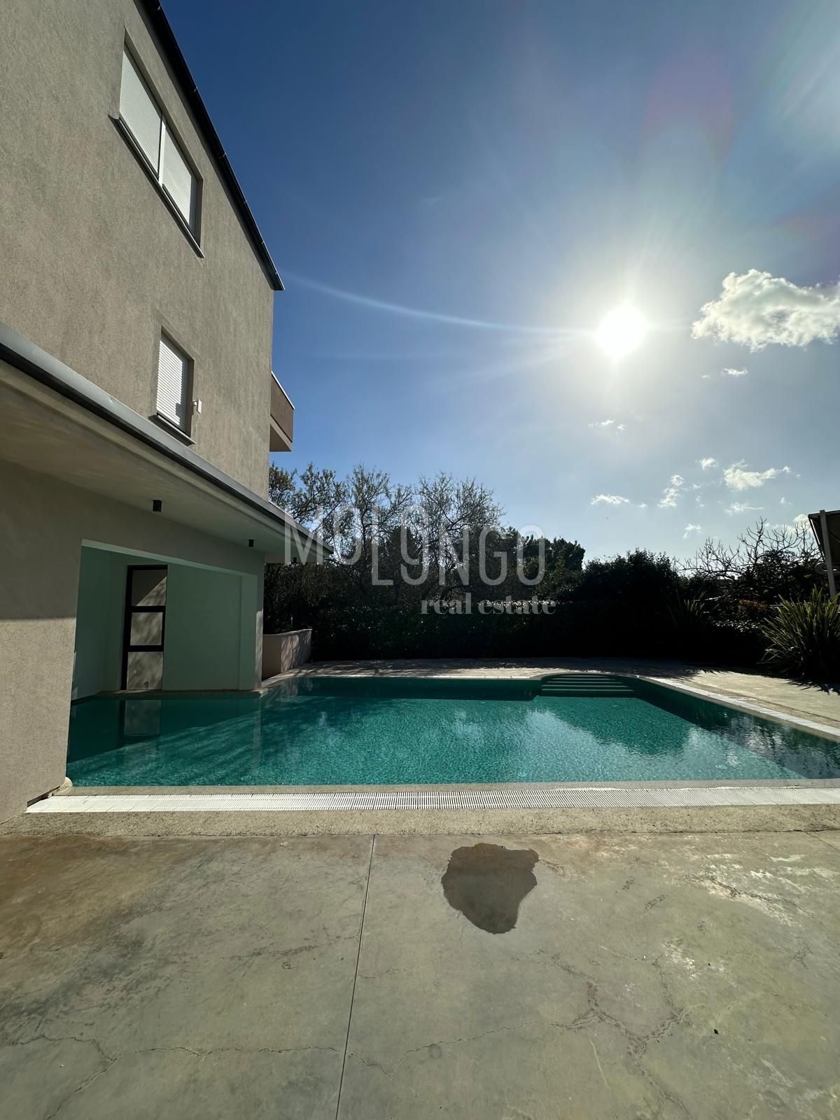 Stanovanje/apartma Premantura, Medulin, 166m2