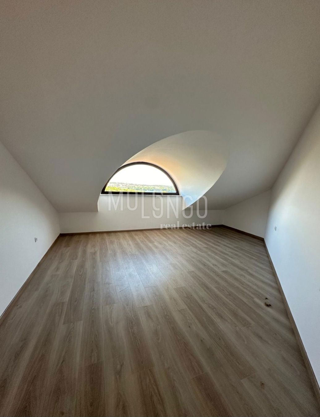 Stanovanje/apartma Premantura, Medulin, 166m2