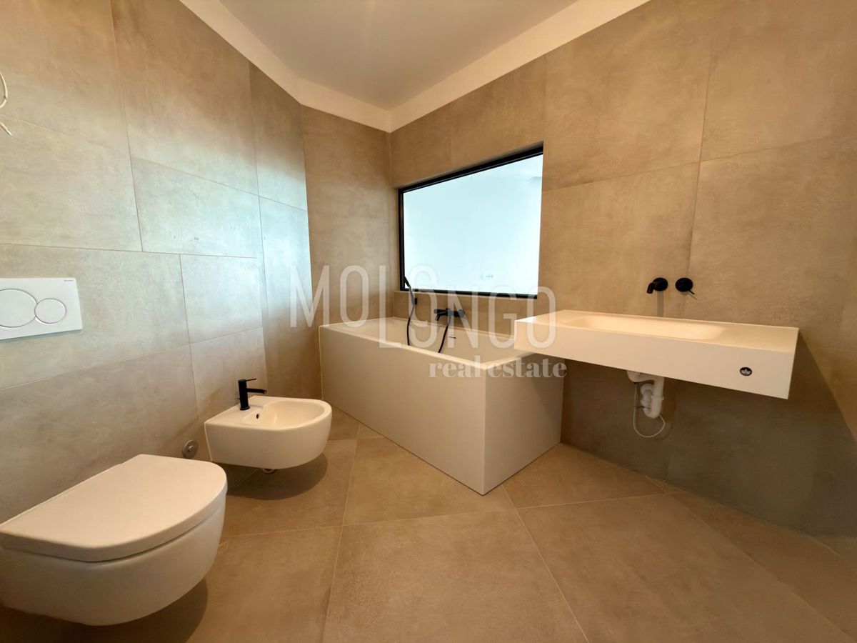 Stanovanje/apartma Opatija - Centar, Opatija, 265m2