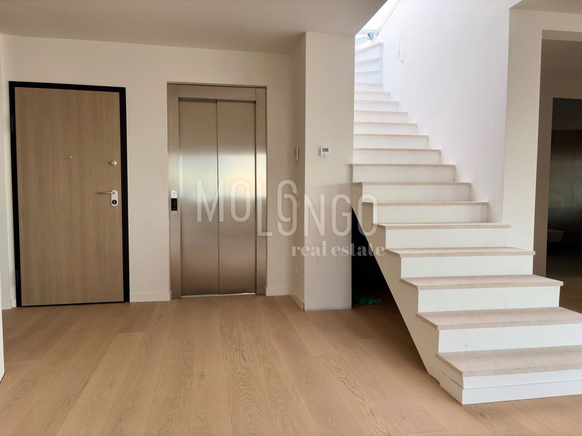 Stanovanje/apartma Opatija - Centar, Opatija, 265m2