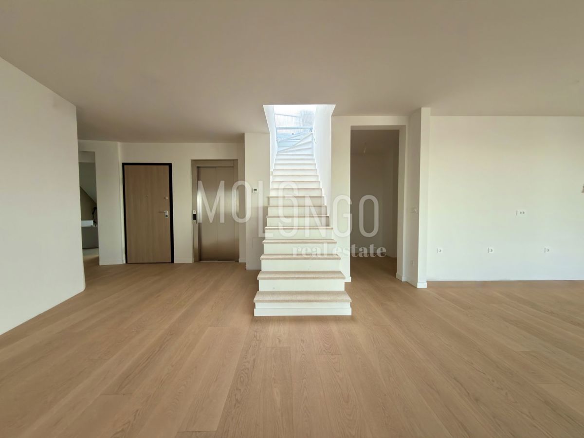 Stanovanje/apartma Opatija - Centar, Opatija, 265m2