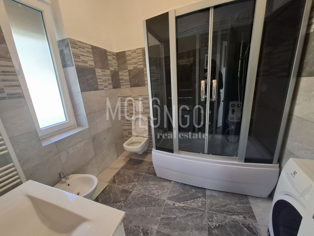 Stanovanje/apartma Centar, Rijeka, 107,07m2