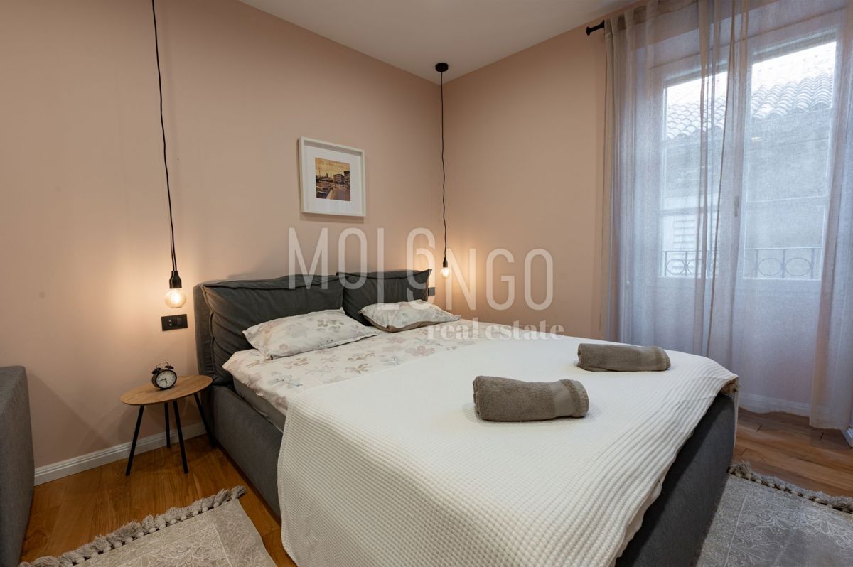 ISTRA, POREČ- Starogradska jezgra – kompletno renoviran stan, idealan za najam