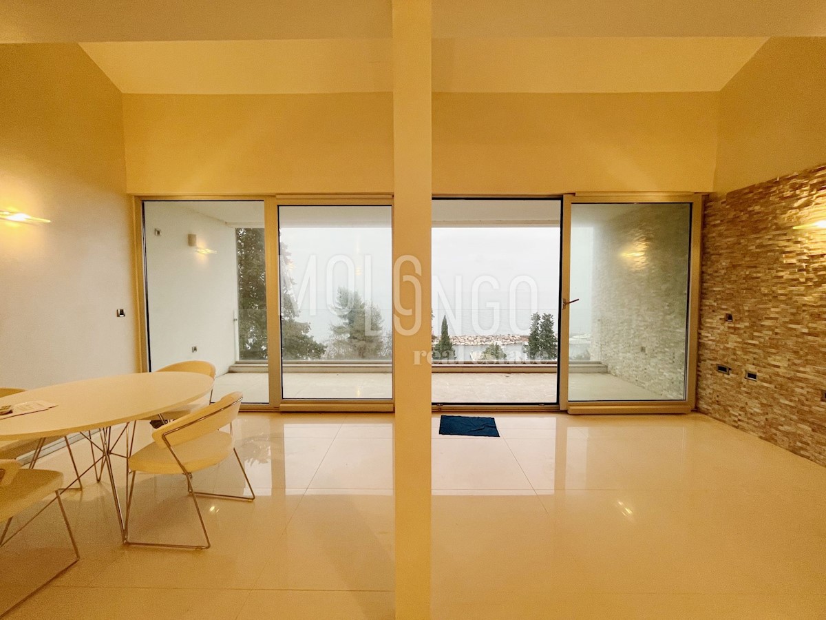 Stanovanje Ičići, Opatija - Okolica, 108,75m2