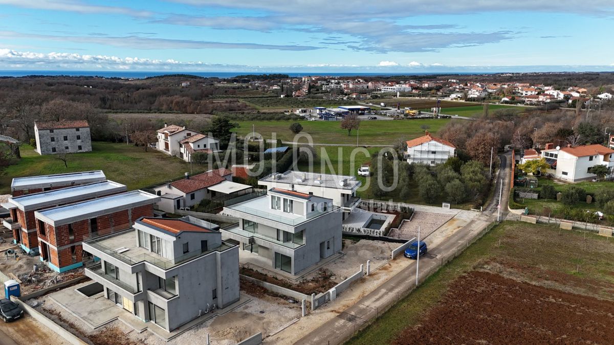 ISTRA, Poreč – Moderna vila s pogledom na more, samo 2 minute vožnje do mora i centra