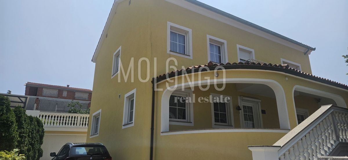 Hiša Pješčana Uvala, Medulin, 380m2