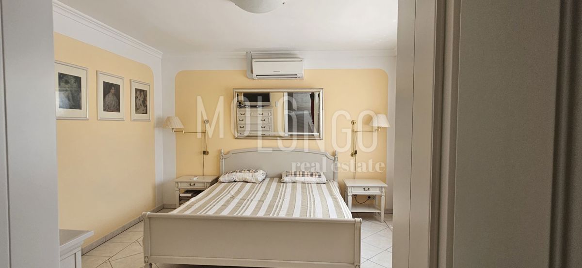 Hiša Pješčana Uvala, Medulin, 380m2