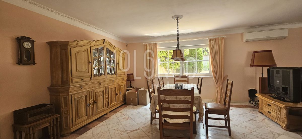 Hiša Pješčana Uvala, Medulin, 380m2
