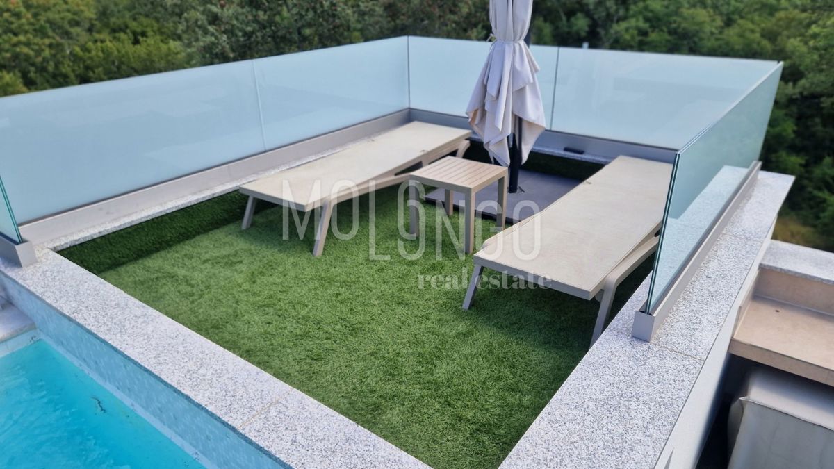 Stanovanje/apartma Njivice, Omišalj, 112m2