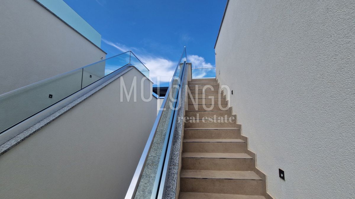 Stanovanje/apartma Njivice, Omišalj, 112m2