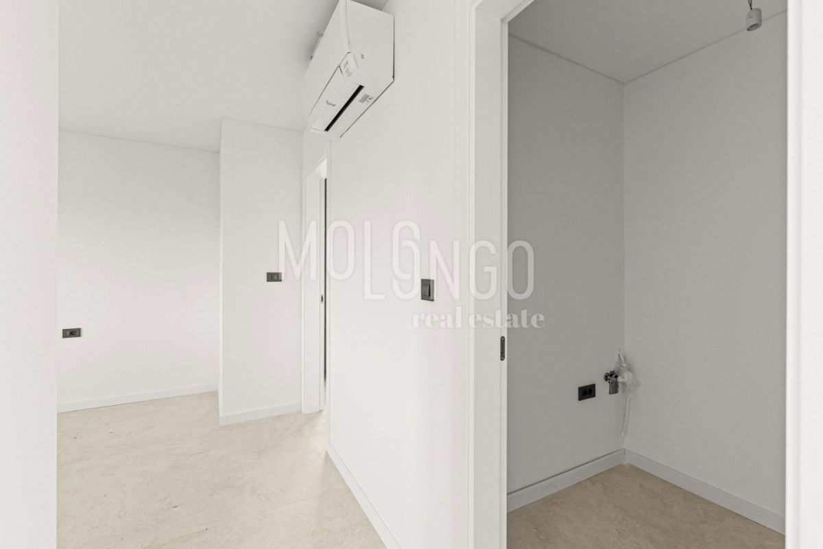 ISTRA, POREČ - Luksuzni penthouse u novoj zgradi s krovnom terasom.