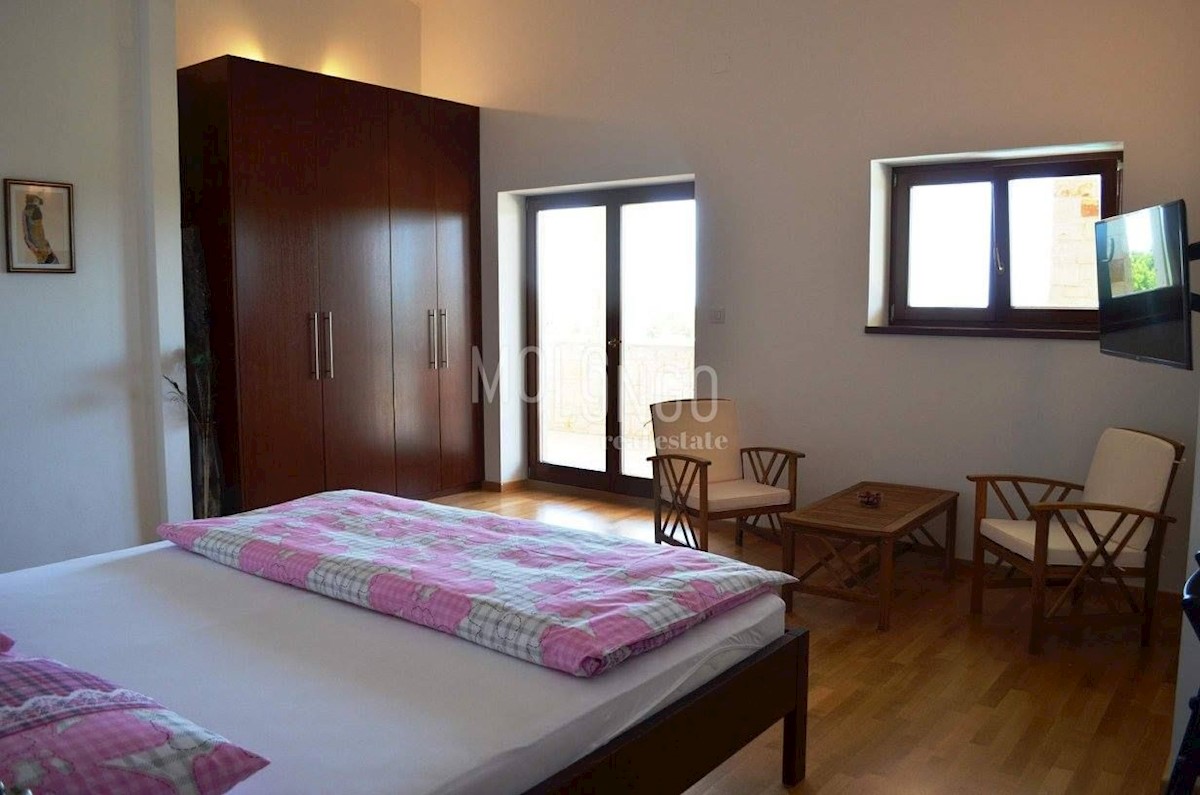 Hiša Kringa, Tinjan, 250m2