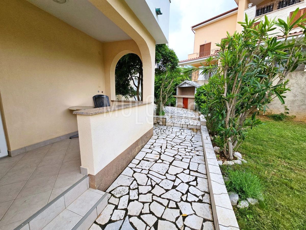 Stanovanje/apartma Šilo, Dobrinj, 80m2