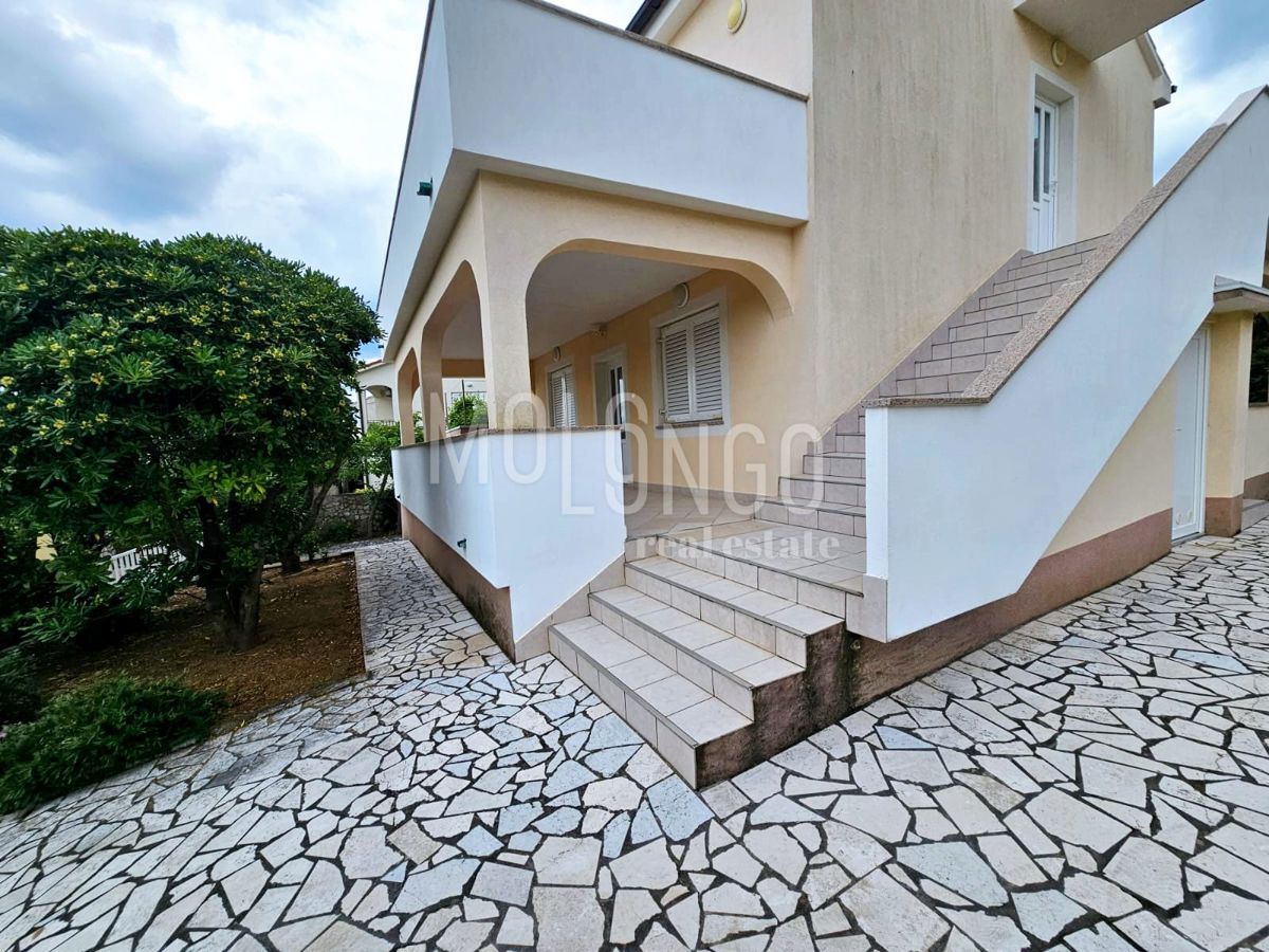 Stanovanje/apartma Šilo, Dobrinj, 80m2