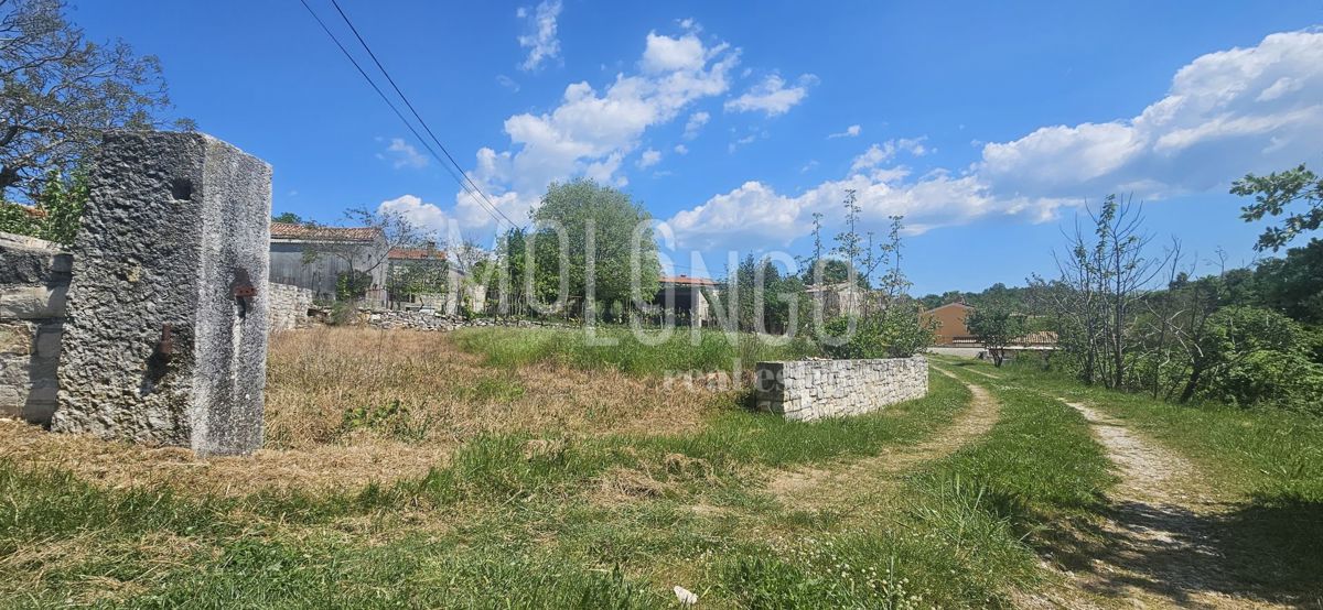 Zemljišče Jakovici, Tinjan, 500m2